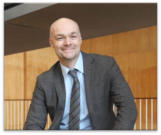 Dr.-Ing. Christian Schuler  (Ö.b.u.v. Sachverständiger der IHK Karlsruhe für das Gebiet Glas im Bauwesen)